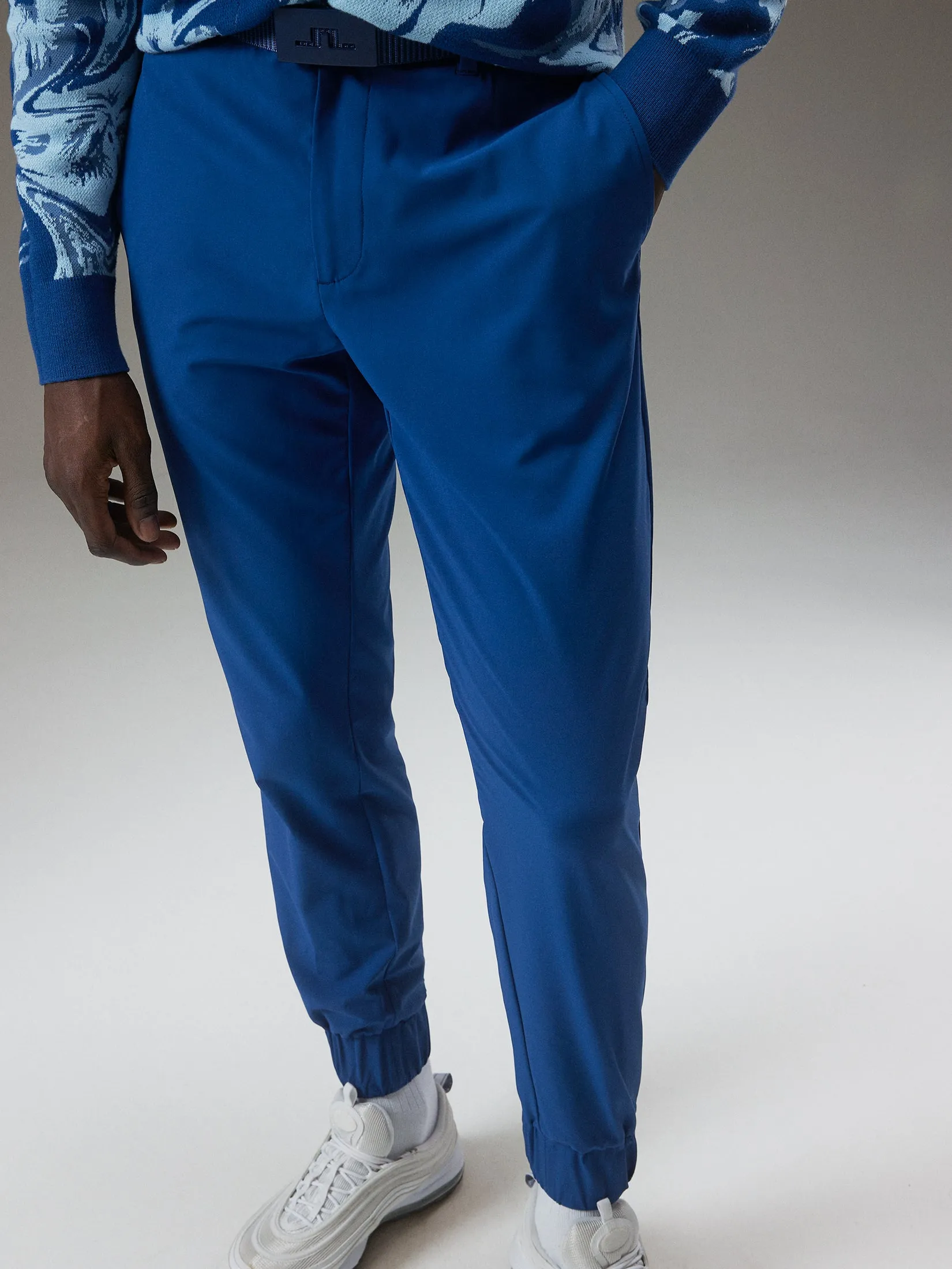 Cuff Jogger Pant / Navy Peony