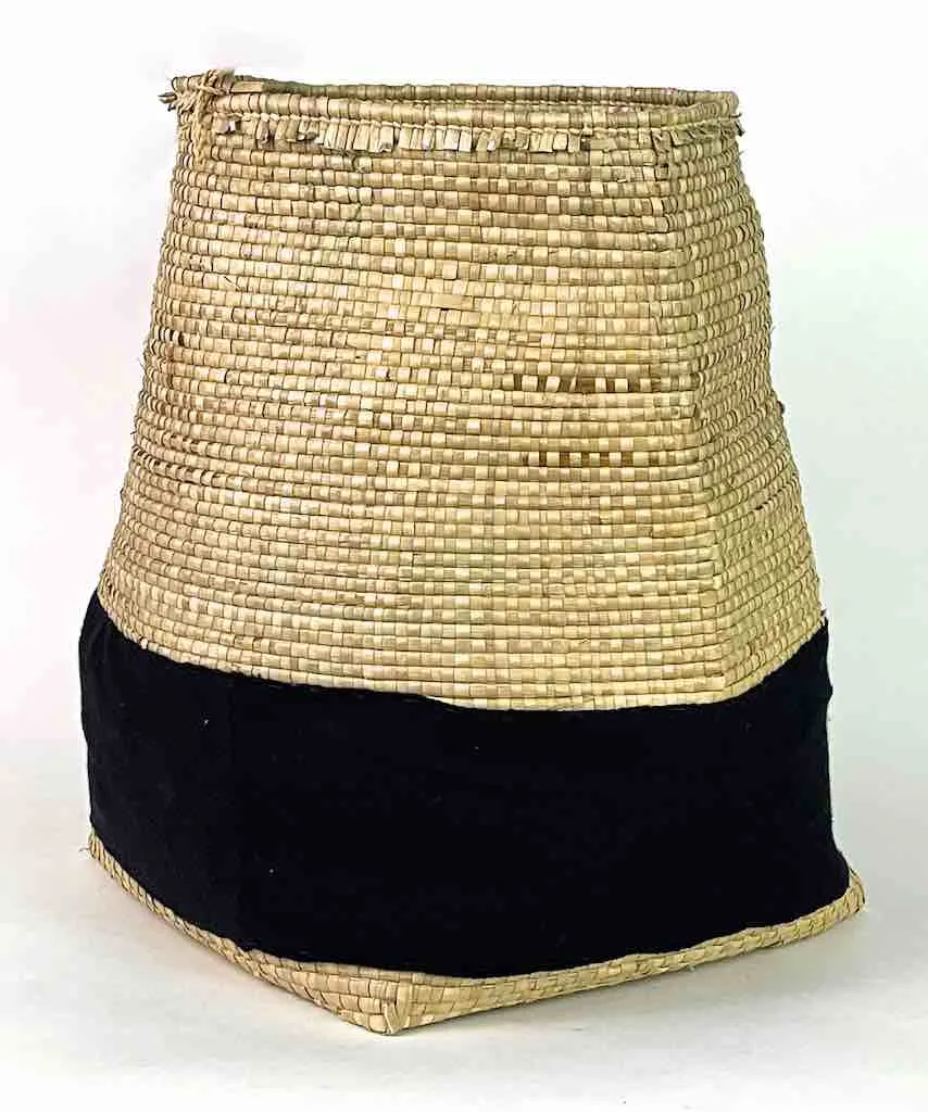 Deep Flexible Swampgrass Basket, Cloth Accent - Benin
