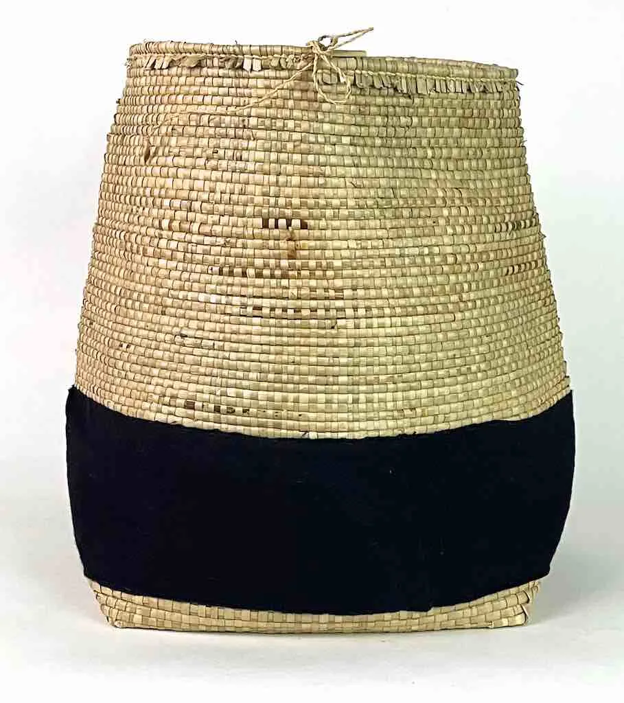 Deep Flexible Swampgrass Basket, Cloth Accent - Benin