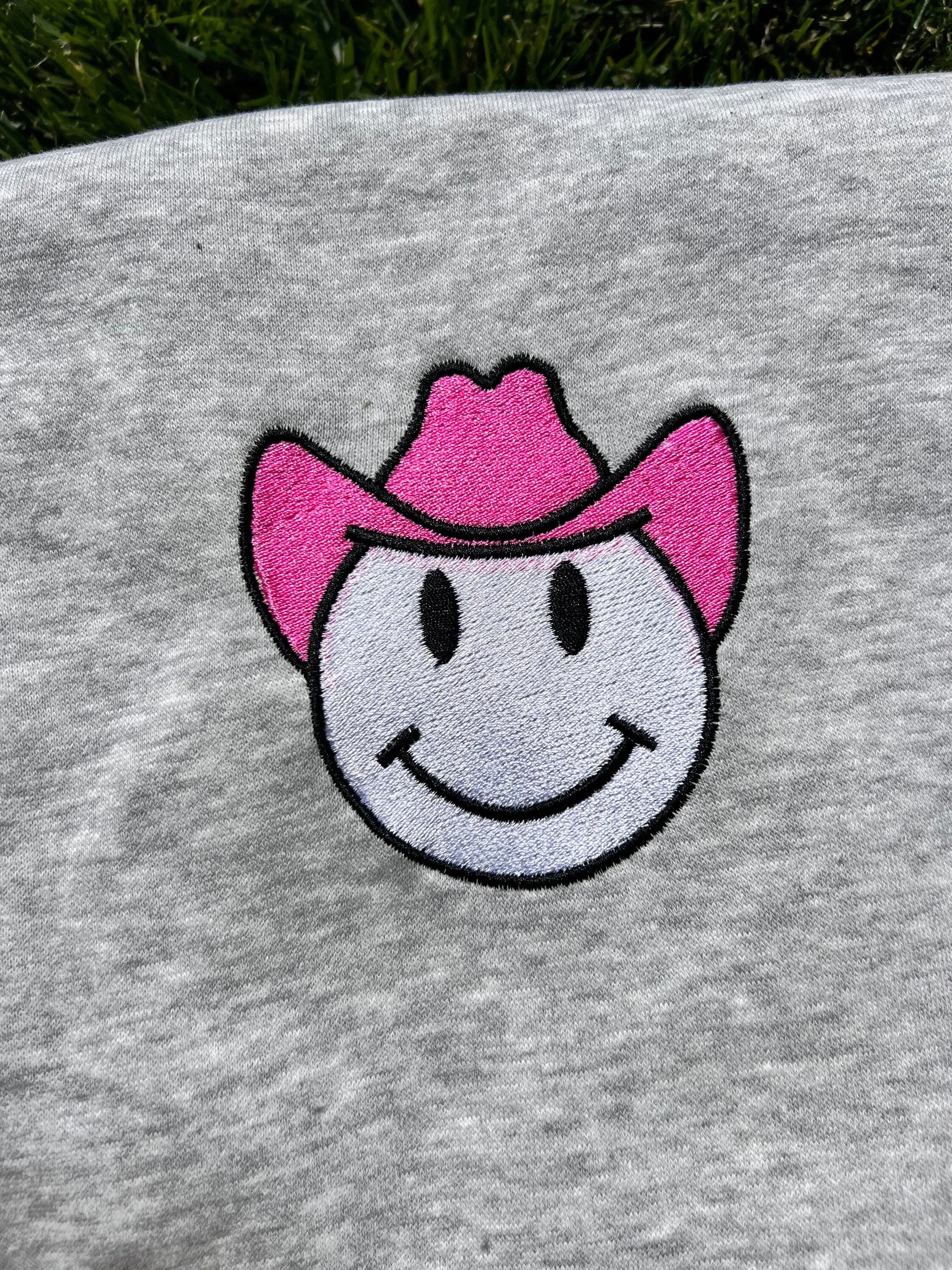 Howdy Sweatshirts,Cow girl sweatshirt, Cow Pattern Shirt, Western Sweatshirt , Cowboy Hat sweatshirts, embroidery