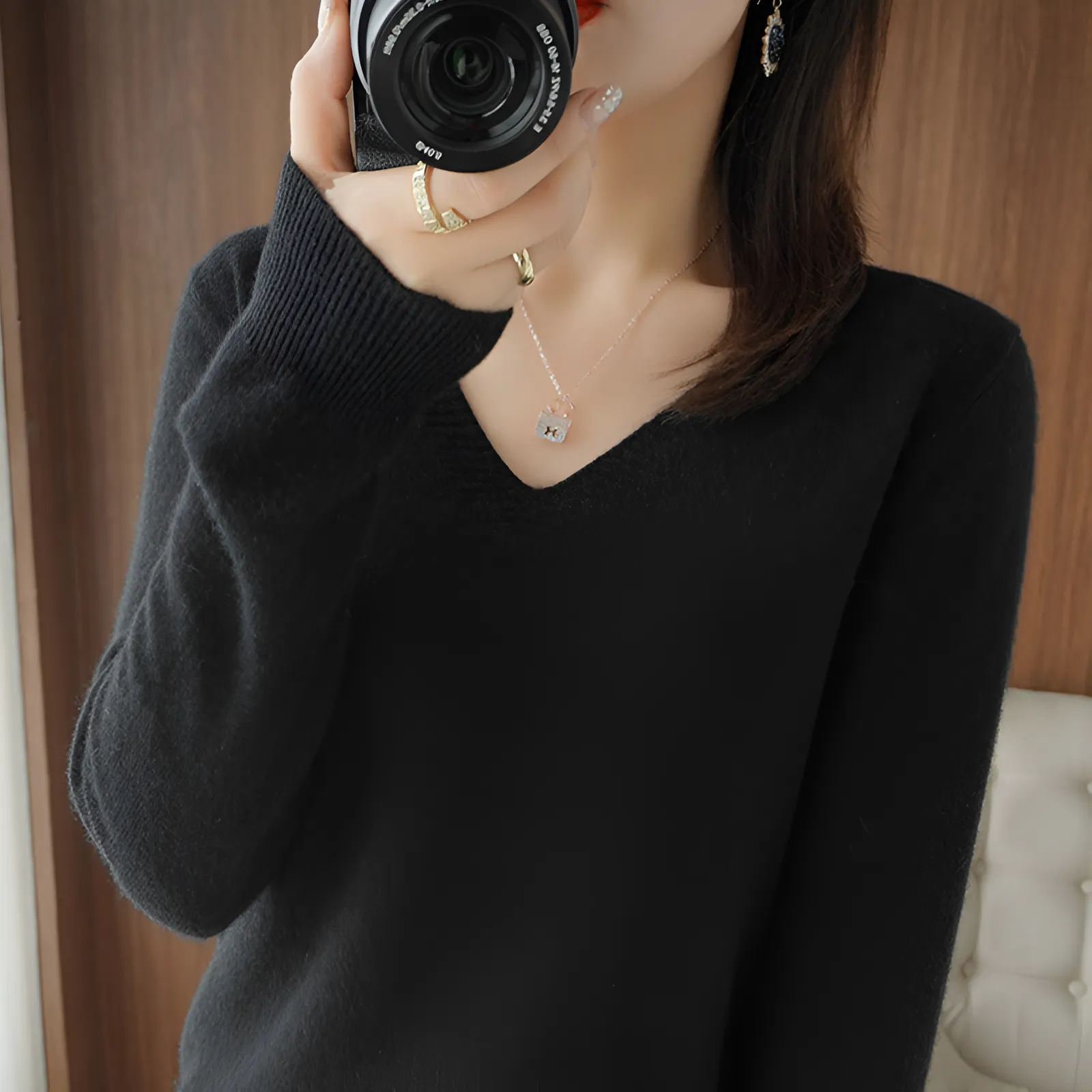 Ivyshape | Comfortable V-neck knitted sweater