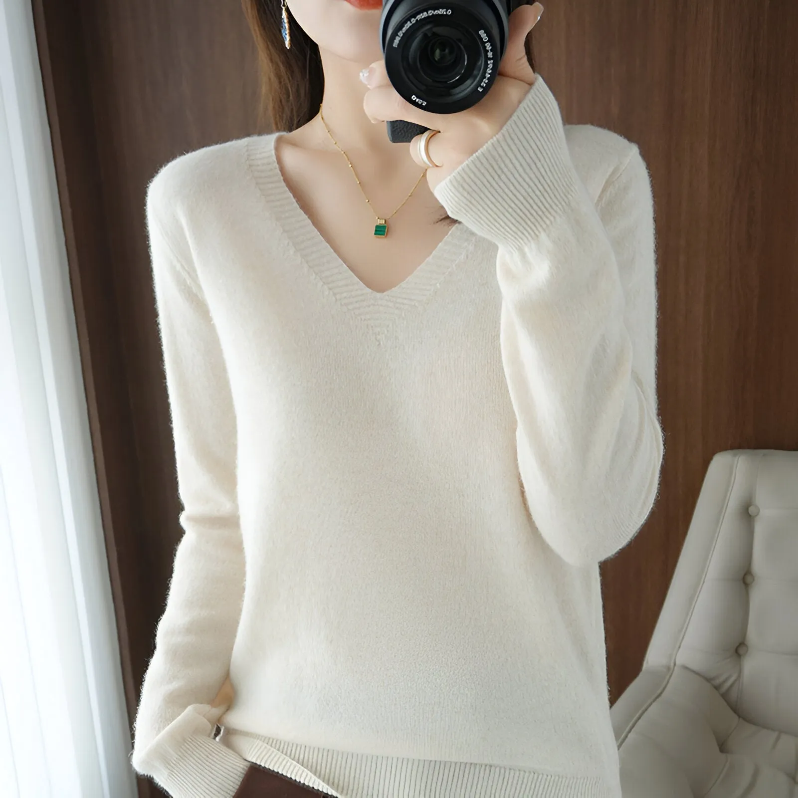 Ivyshape | Comfortable V-neck knitted sweater