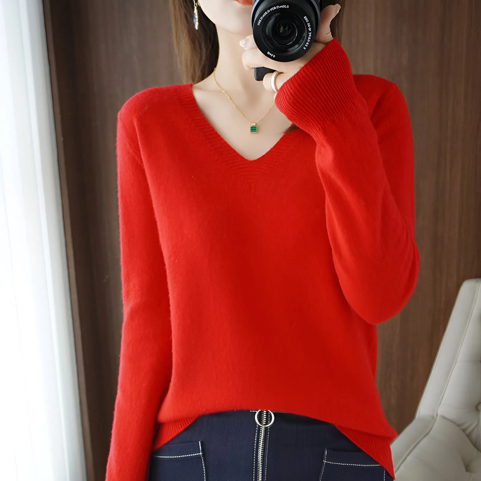 Ivyshape | Comfortable V-neck knitted sweater