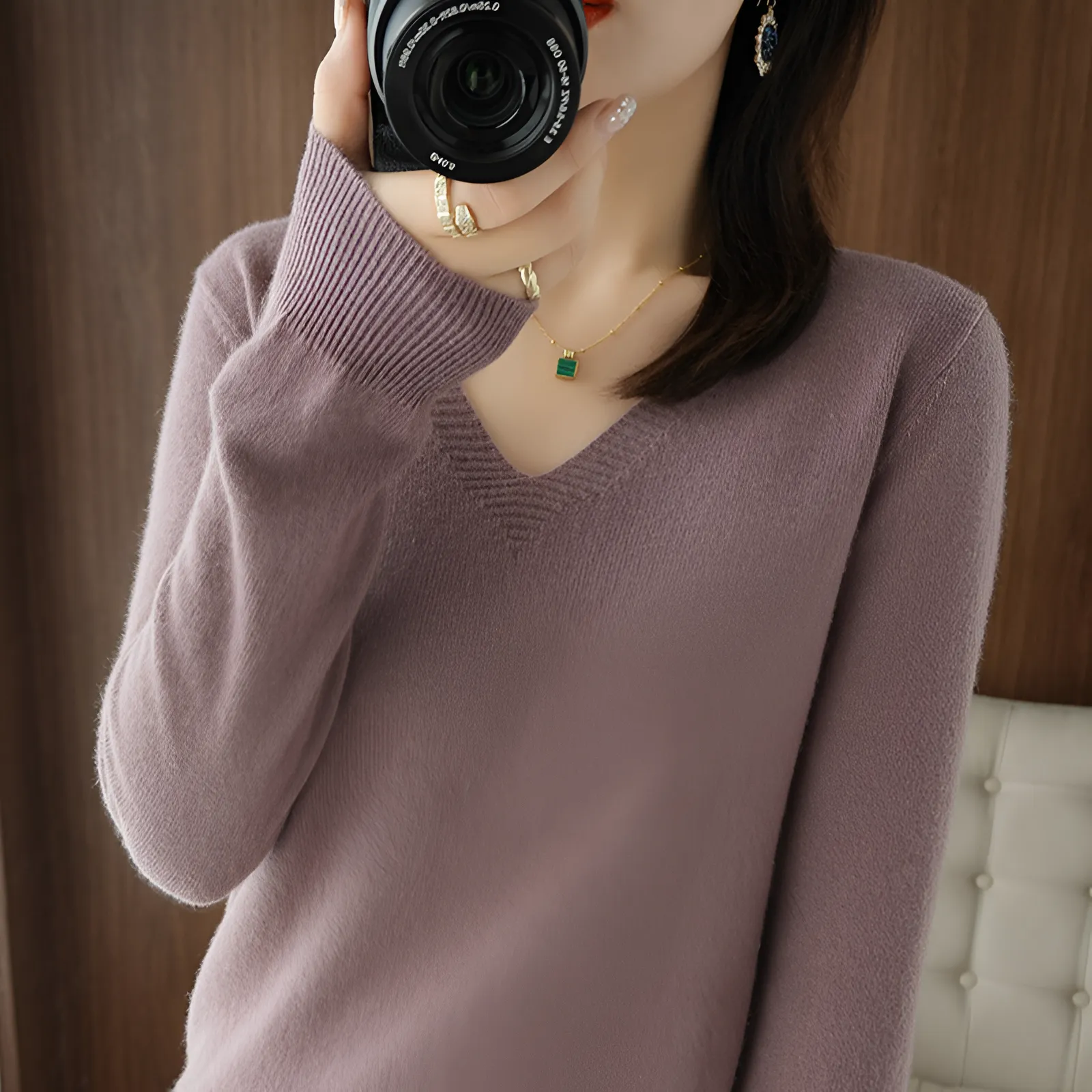 Ivyshape | Comfortable V-neck knitted sweater