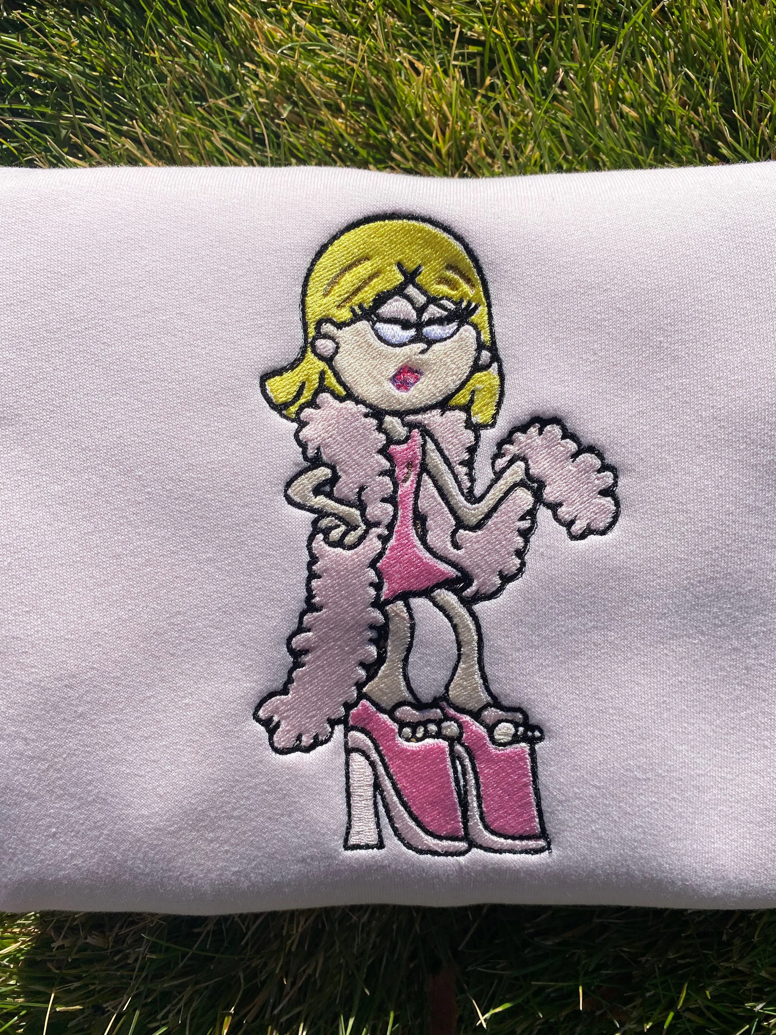 Lizzie Embroidered Sweatshirt | Bad Bunny Yonagumi Embroidered Sweatshirts