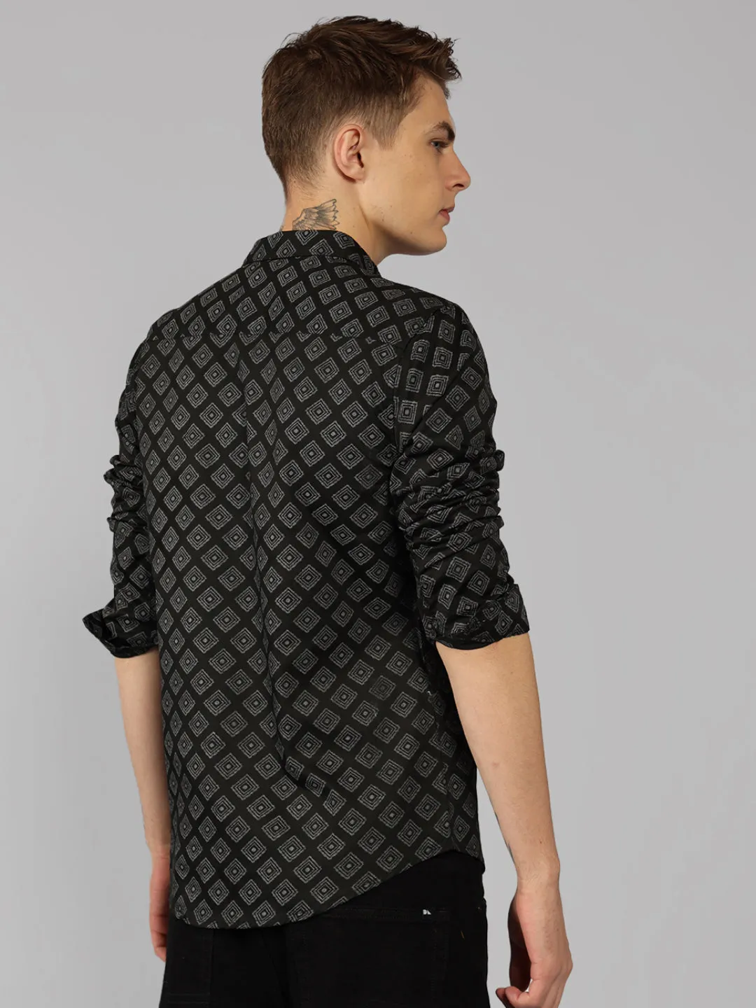 Men's Black Printed Spread Collar Full sleeve Regular Fit Shirt