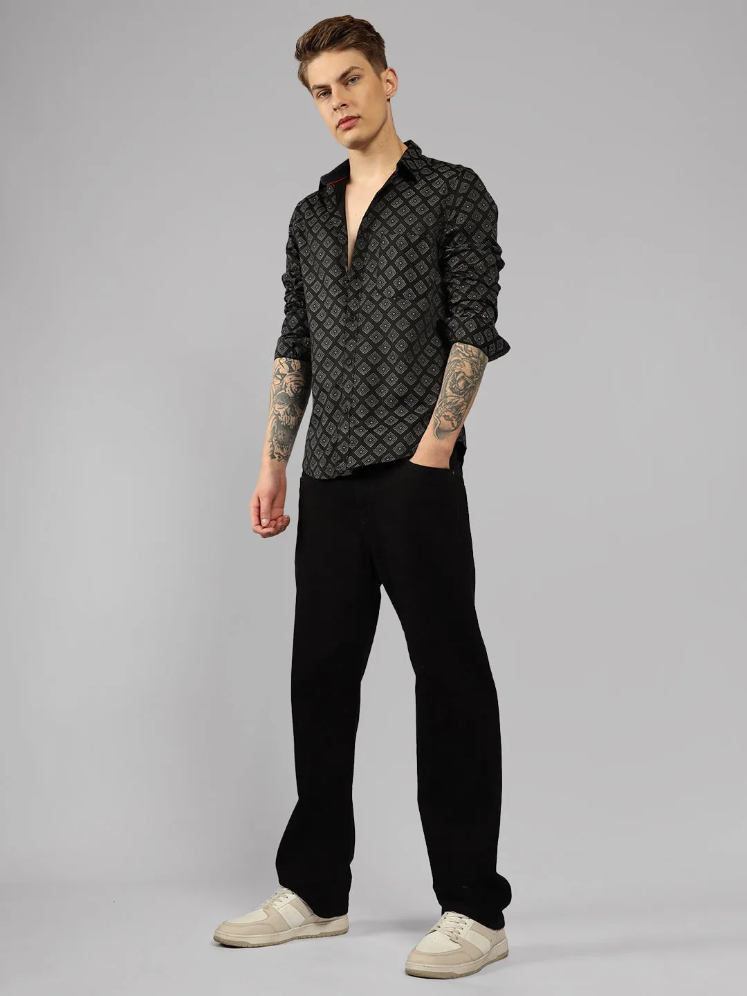 Men's Black Printed Spread Collar Full sleeve Regular Fit Shirt