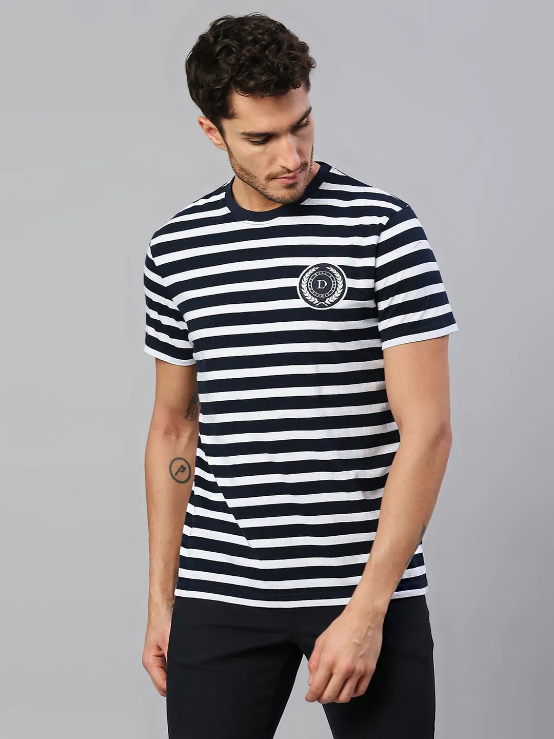 Men's Pure Cotton Striped Half Sleeves Casual T-Shirt (Navy)