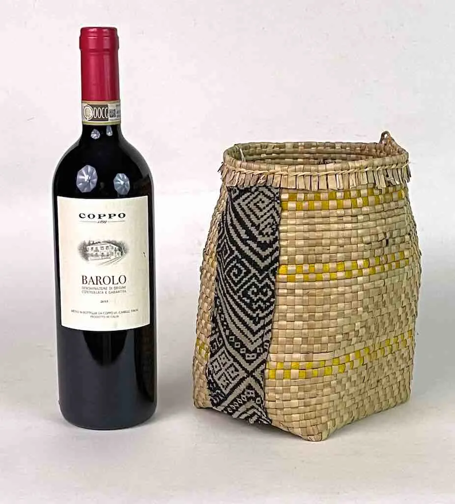 Small Deep Vintage Flexible Swampgrass Basket, Cloth Accent - Benin